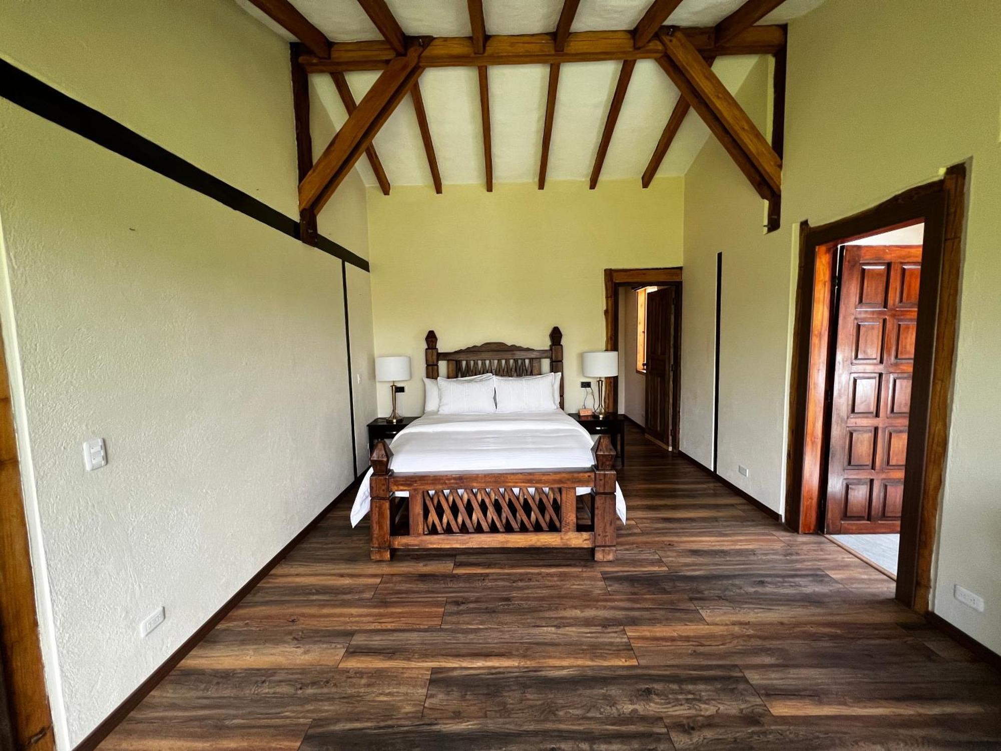 Hacienda Jimenita Wildlife Reserve Puembo エクステリア 写真