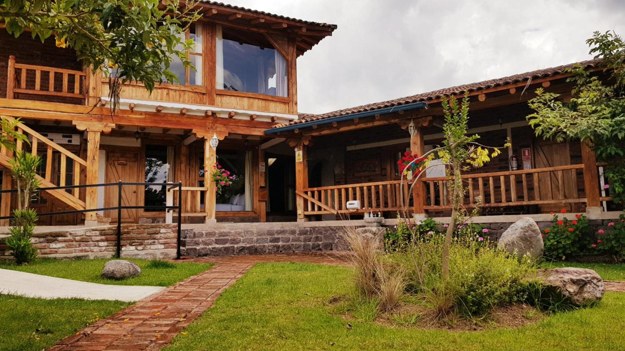 Hacienda Jimenita Wildlife Reserve Puembo エクステリア 写真